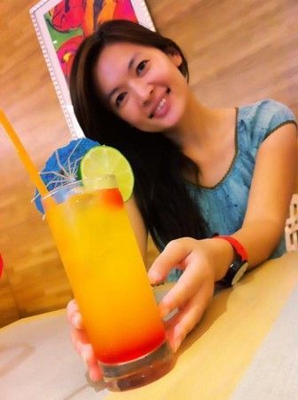 台湾多名气象美女主播因播报台风走红(组图) 世