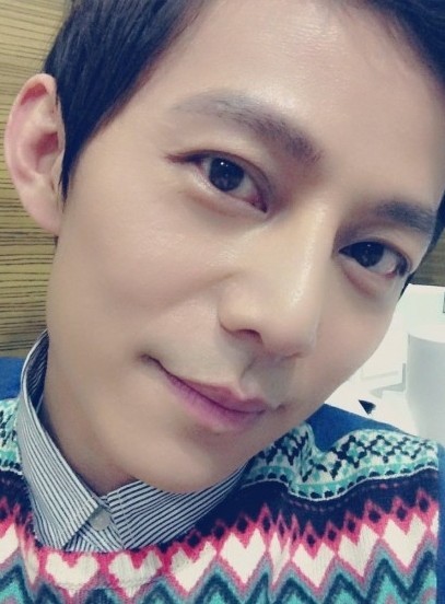 何炅初恋女友遭曝光 日语系女生气质温婉高雅