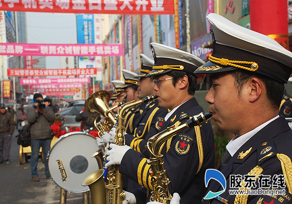 烟台三站商圈再添繁华联民众诚智能手机卖场开业