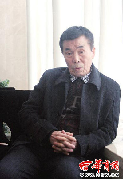 编剧何庆魁谈赵本山:不支持他上春晚 娱乐新闻