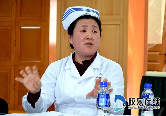 毓璜顶医院院长助理、护理部主任宋振兰在发