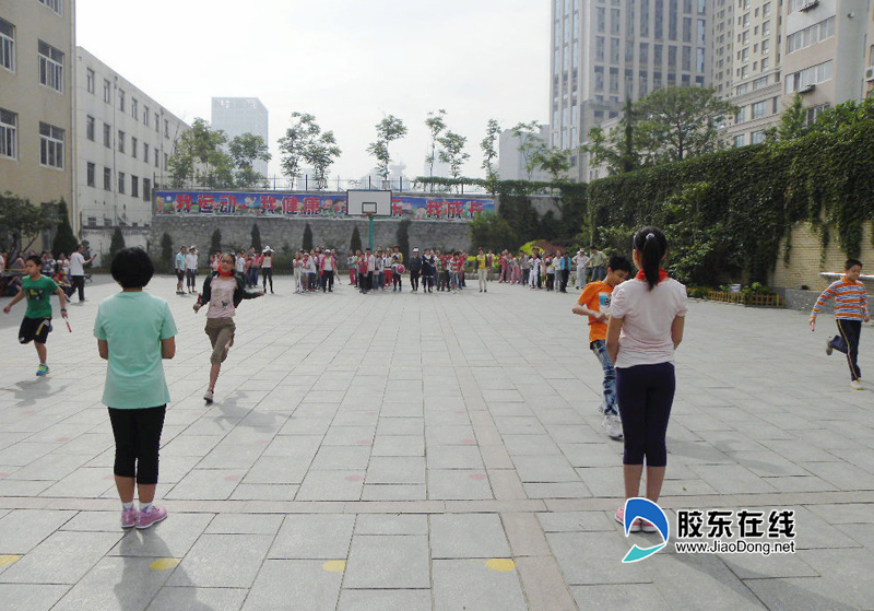 通伸小学:"快乐六一,快乐中国梦"庆六一__烟台教育网__胶东在线
