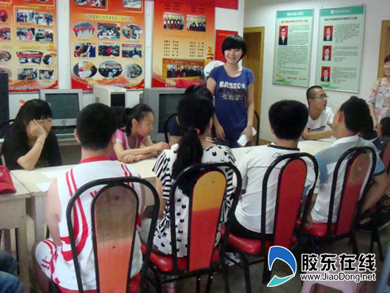 东花园社区开展畅想中国梦 我的中国梦活动