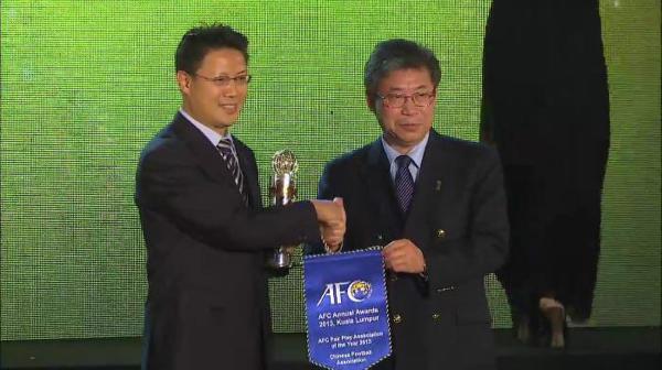 郑智获亚洲足球先生 穆里奇恒大中国足协皆得
