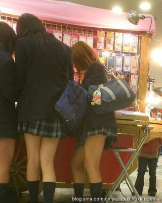 揭秘:<em>日本</em>女生为何都爱<em>穿</em>超<em>短裙</em>(组图)__烟台教