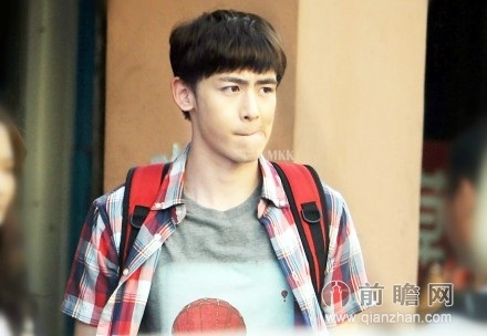 一又二分之一的夏天尼坤牵手徐璐__业达传媒