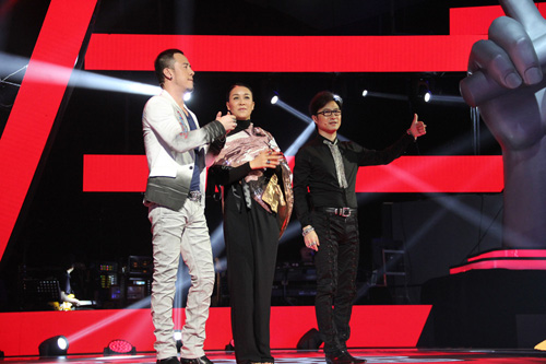 杨坤回归第三季中国好声音 被那英吐槽服装老土 娱乐新闻 烟台新闻网 胶东在线 国家批准的重点新闻网站