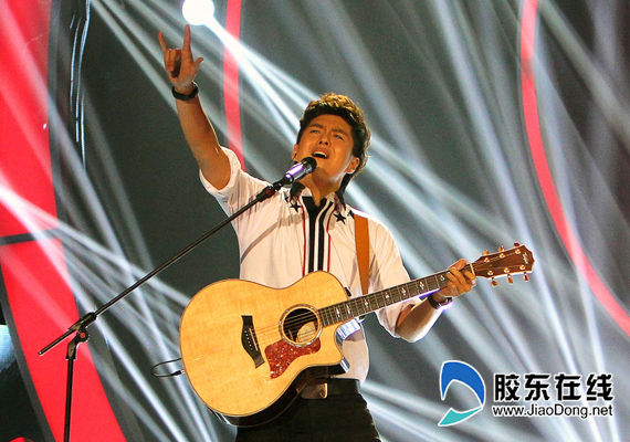 揭秘丁泽强烟台演唱会 常铖将作为嘉宾现身(图