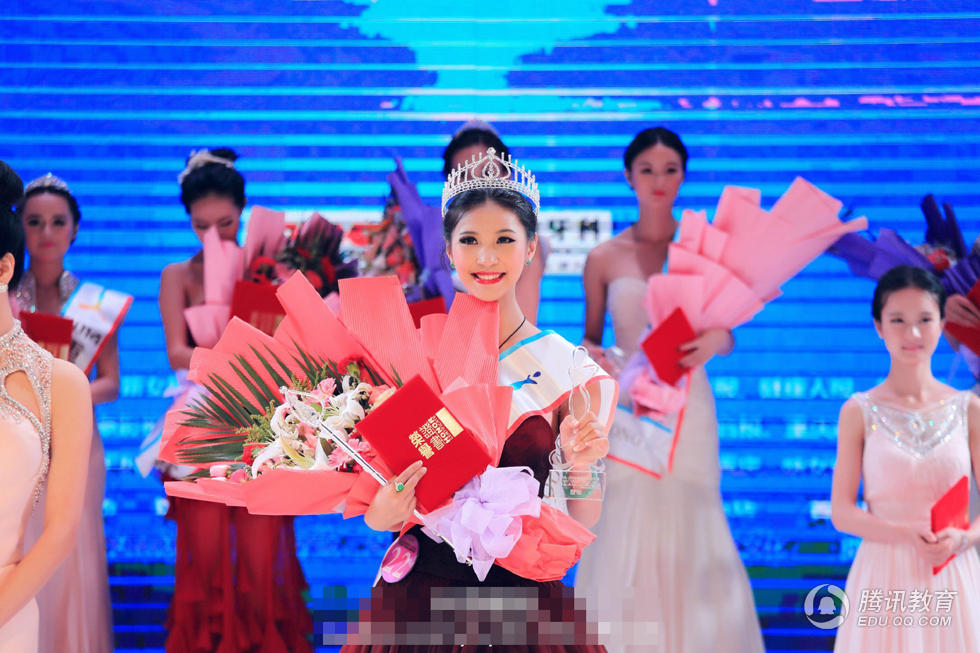 四川外国语大学校花