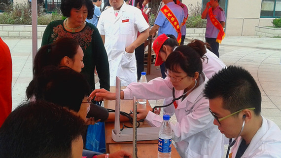 莱阳首创五位一体志愿服务 小社区建大社会 