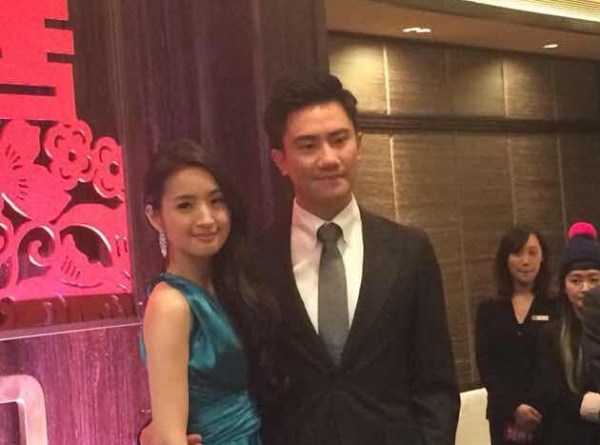 林依晨平安夜出嫁 1辆宝马5辆奔驰做婚车(组图