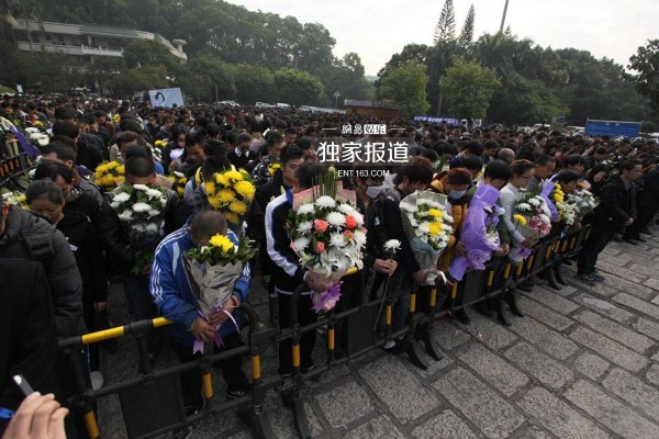 姚贝娜遗作姚父有意发行 那英刘欢王中军送别