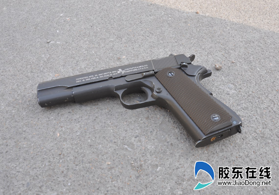 套牌毒驾管制刀具枪支 这个伙计摊上大事了(图