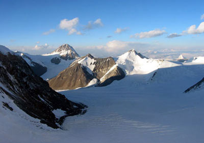 恒丰女杰登珠峰续:昆明分行,距离拉萨最近的问