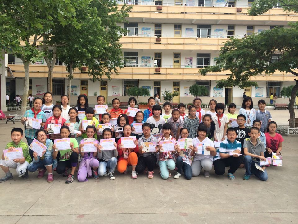 葡萄山小学开展英语达人秀,校园我最红