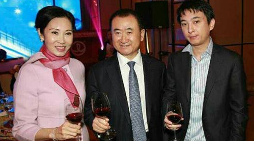 媒体曝王健林妻子涉嫌内幕交易获利约70万(图)