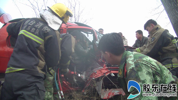 烈焰下的忠诚卫士 记莱州公安消防大队官兵(图