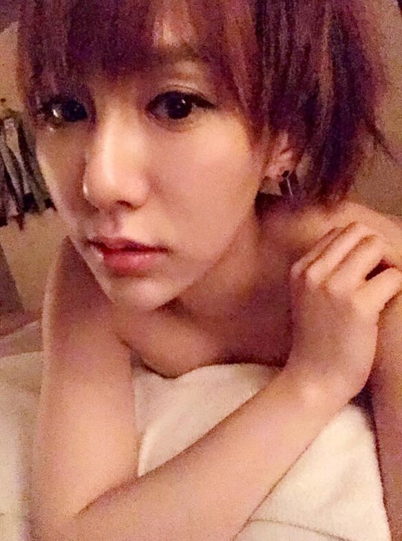 台湾美女坐高铁被骚扰 猥琐男装睡偷摸大腿 娱乐新闻 烟台新闻网 胶东在线 国家批准的重点新闻网站