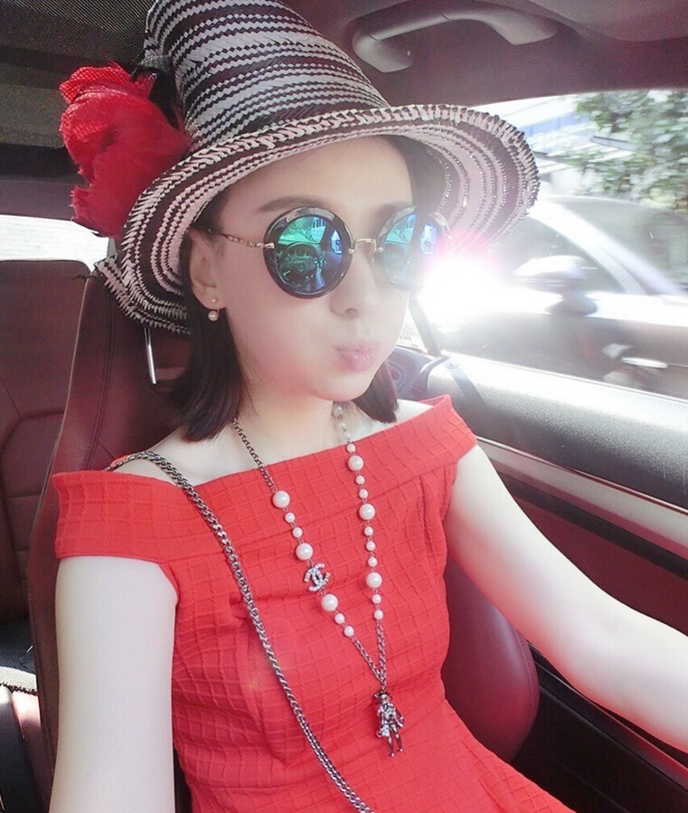 <em>薛之谦被曝离婚</em> 疑模特前妻美艳照曝光 娱乐新