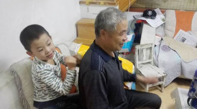 祥发小学开展九九重 浓浓敬老情实践活动