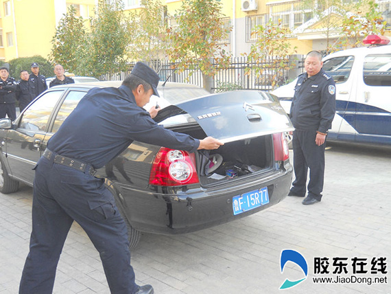 黄务派出所组织开展巡防队伍专业技能培训(图