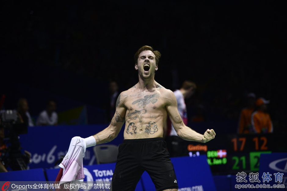 高清图:汤杯决赛印尼VS丹麦 约根森露霸气纹身