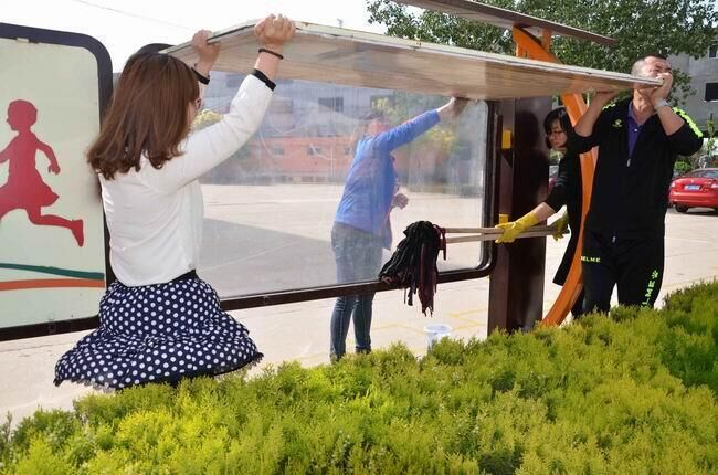 祥发小学党支部 积极开展党员主题日活动_烟