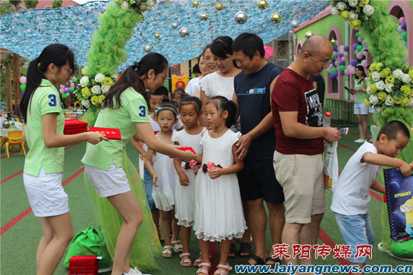 新闻特写:今天我们毕业了! 教育 莱阳传媒网 亲