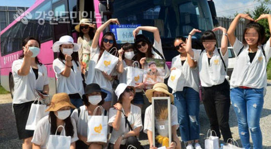 中国粉丝为探班宋仲基组团赴韩 被剧组拒之门外 娱乐新闻 烟台新闻网 胶东在线 国家批准的重点新闻网站