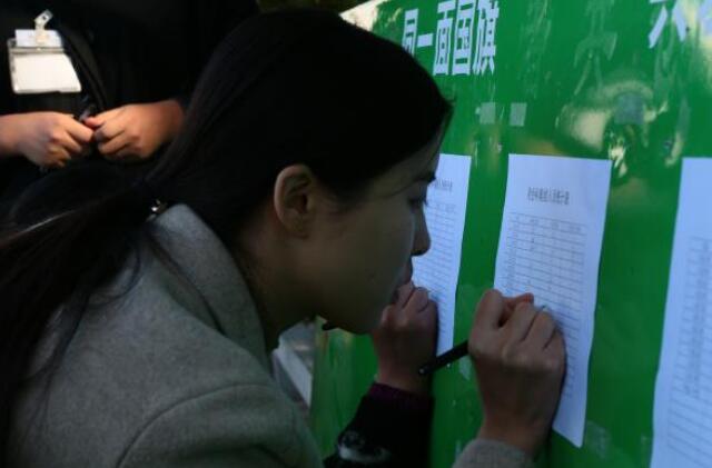 烟台第一职业中专举行火灾应急疏散演练活动_