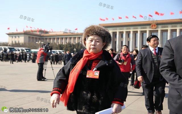 老干妈奢华车库曝光 政府奖励她豪车靠啥