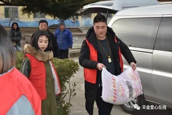 80期走进武宁、养马岛敬老院 社会新闻 烟台新