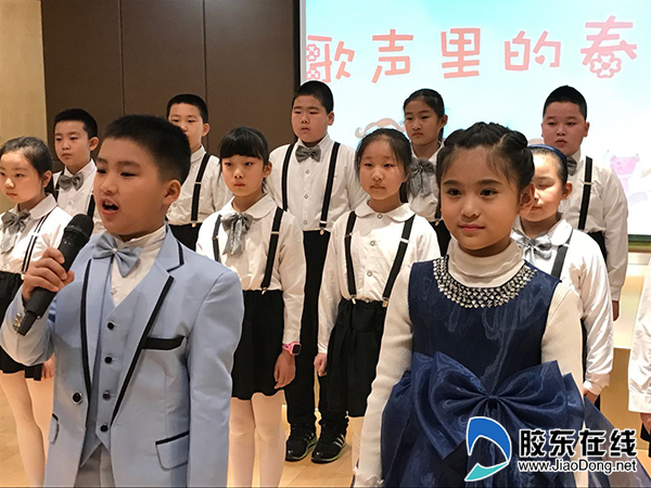 歌声里的春天儿童歌曲演唱会举行(图)