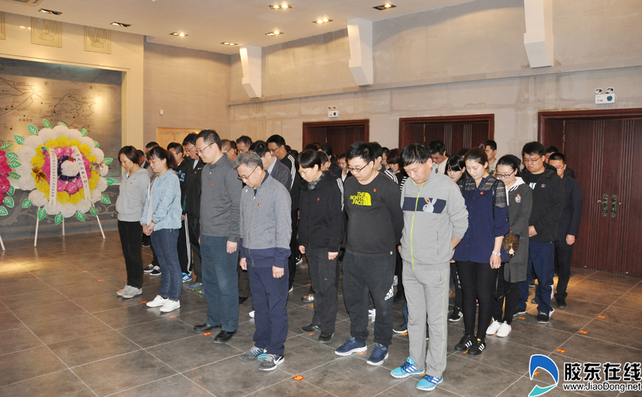 忆先烈强党性:华夏银行烟台分行走进英灵山烈