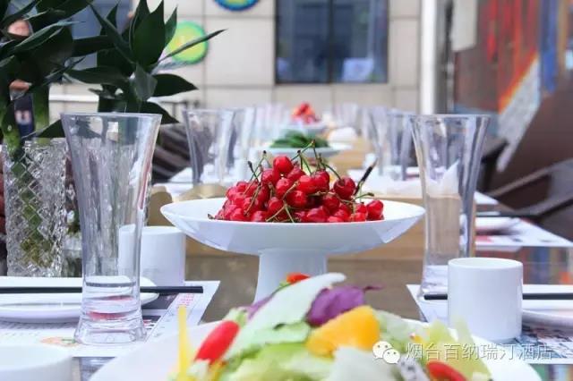 百纳瑞汀酒店|“爸”气十足父亲节 趁时光还好他未老