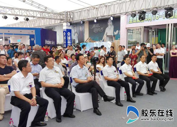 海尔智慧生活体验展烟台站：“用科技唤醒家”