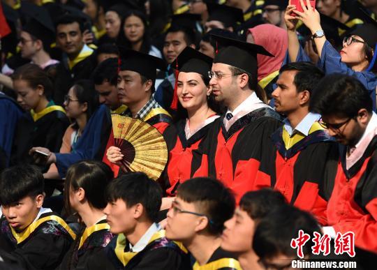 重庆大学毕业季：校长祝学生