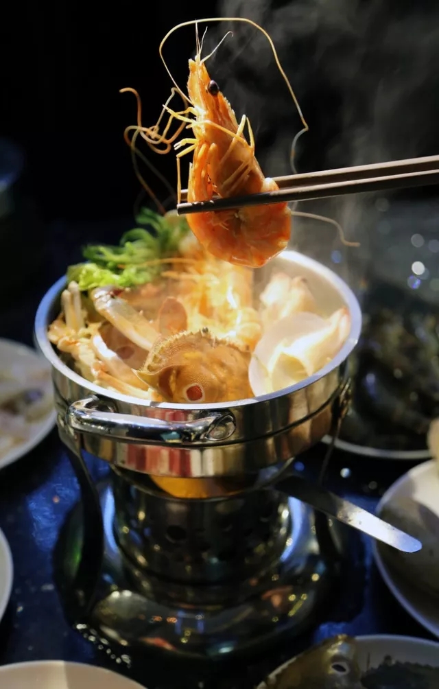 文华君开启暖男模式,冬天再冷都不怕!