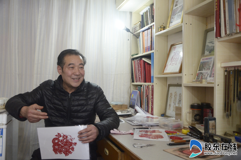 烟台民俗剪纸韩月湖:以剪作画 绘出美好生活