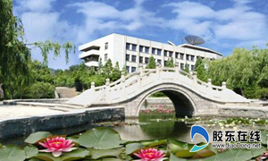 烟台市校园足球师资培训班在鲁东大学开班