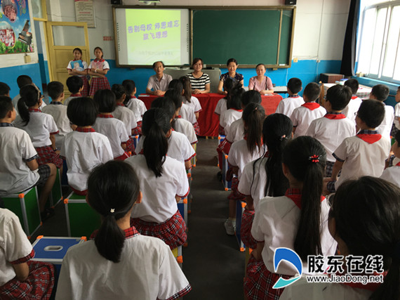 三山岛学校举行“告别母校 师恩难忘”小学毕业典礼 (3)_副本