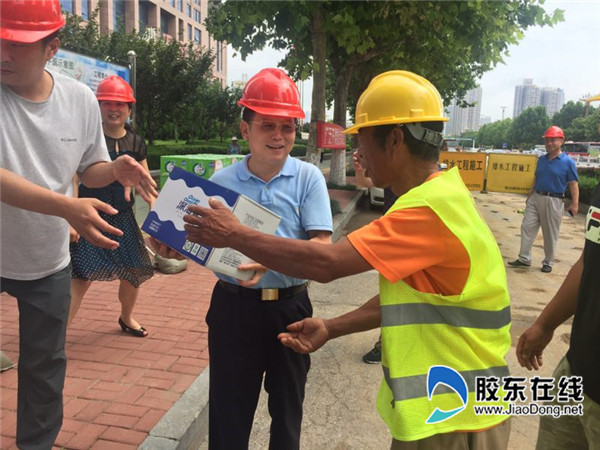 一线职工 胶东在线7月18日讯(记者 冯海玉 通讯员 鲍明凌 孙德益