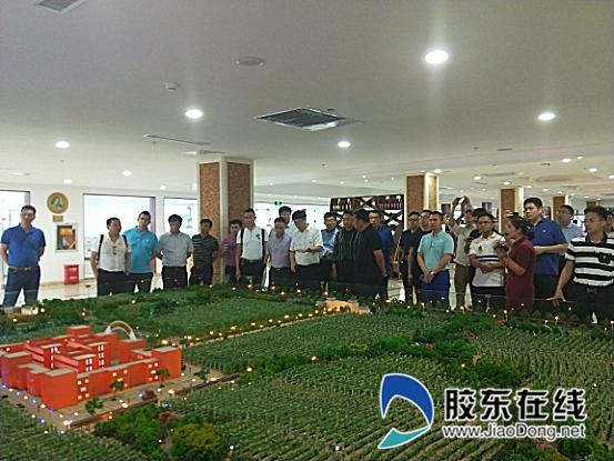 20180810与会嘉宾分赴开发区和蓬莱市、龙口市进行经贸考察(1)1245_副本