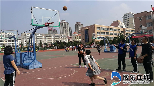 实验中学运动会场展风采,师生齐力谱华章1