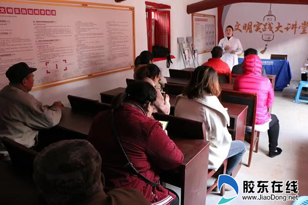 烟台爱尔眼科医院向居民普及白内障知识
