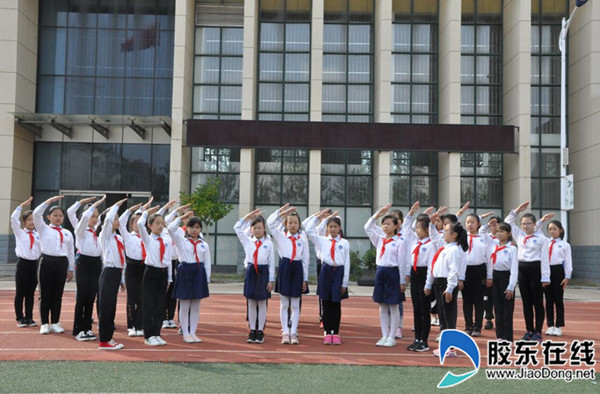 开发区第八小学开展“习爷爷教导记心间”活动_副本