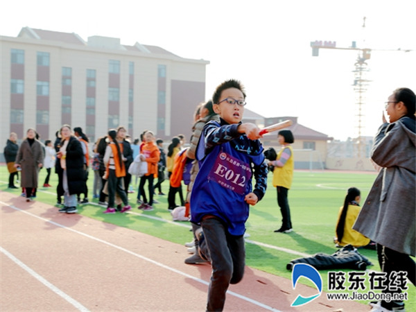 长岛县第一实验学校举办迎新年冬季接力跑比赛3