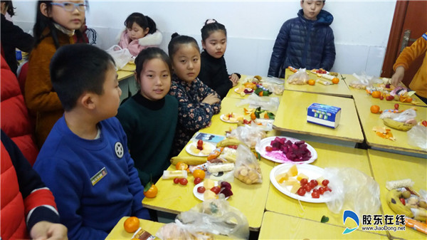 招远市实验小学开展“庆元旦迎新年”系列活动2