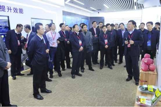 山东省数据大厅汇报交流展示,《烟台苹果追溯平台——让人民吃得放心》入选30