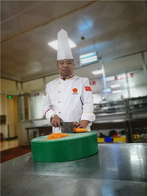 韩圣刚795849919699397588